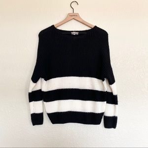 Zenana Outfitters Striped Knit Sweater Size Small